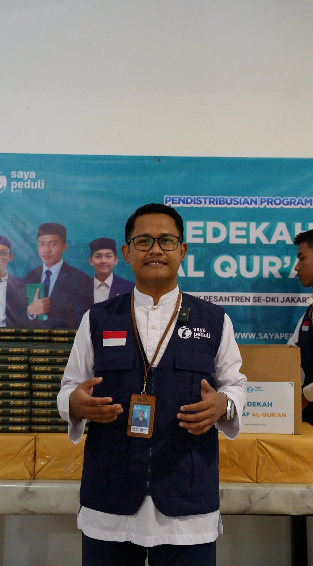 Foto 2 dari album Pendistribusian Al-Qur'an untuk Santri Tahfidz 2025